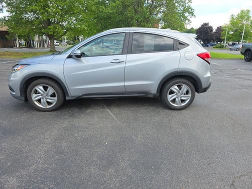 Lunar Silver Metallic 2019 Honda HR-V EX-L