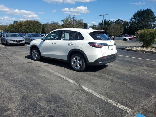 2023 Honda HR-V LX