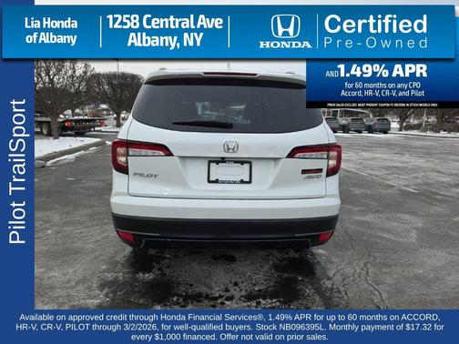 2022 Honda Pilot AWD TrailSport