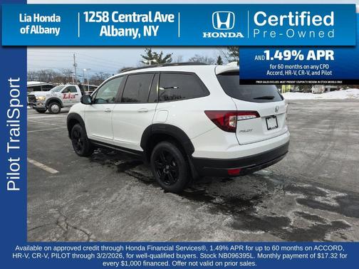 2022 Honda Pilot AWD TrailSport