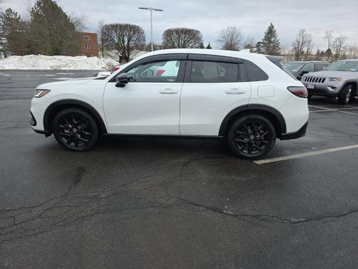 2023 Honda HR-V AWD Sport