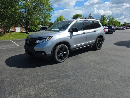 Modern Steel Metallic 2019 Honda Passport Elite