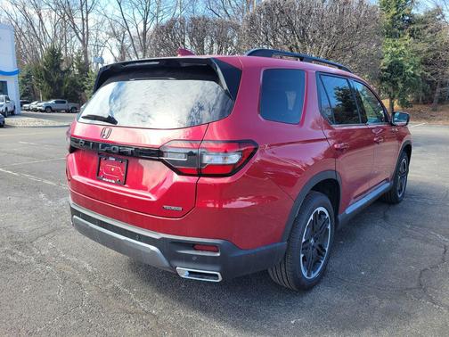 2026 Honda Pilot Touring 8-Passenger