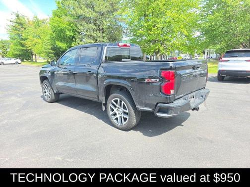 Black 2024 Chevrolet Colorado Z71