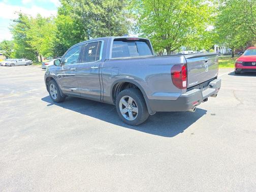 Modern Steel Metallic 2023 Honda Ridgeline RTL-E