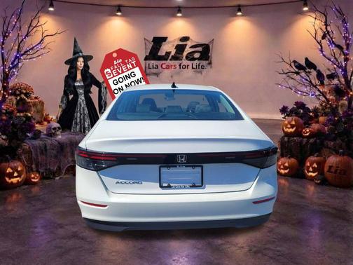 Platinum White Pearl 2026 Honda Accord SE