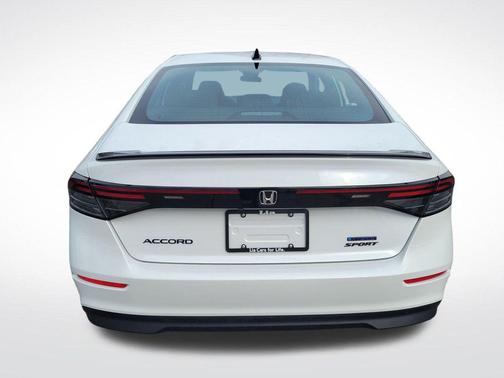 Platinum White Pearl 2026 Honda Accord Hybrid Sport