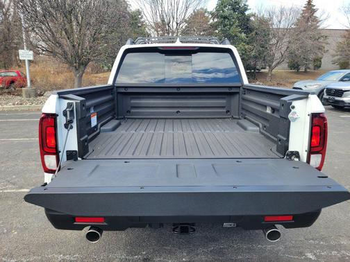 Platinum White Pearl 2026 Honda Ridgeline RTL