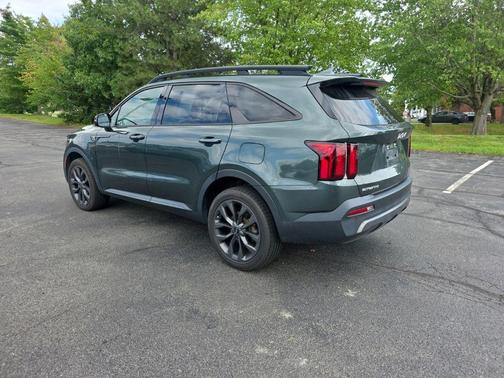 Aruba Green 2023 Kia Sorento EX