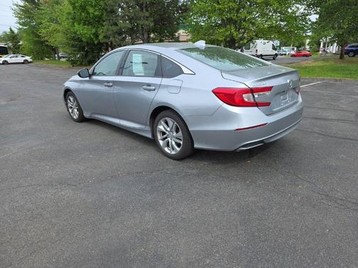 Lunar Silver Metallic 2018 Honda Accord LX