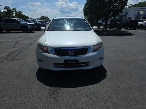 White Diamond Pearl 2009 Honda Accord EX-L