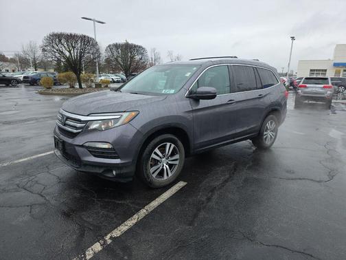 Modern Steel Metallic 2016 Honda Pilot EX
