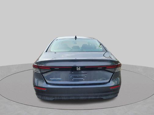 Meteorite Gray Metallic 2026 Honda Accord SE