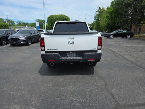 Platinum White Pearl 2023 Honda Ridgeline RTL-E
