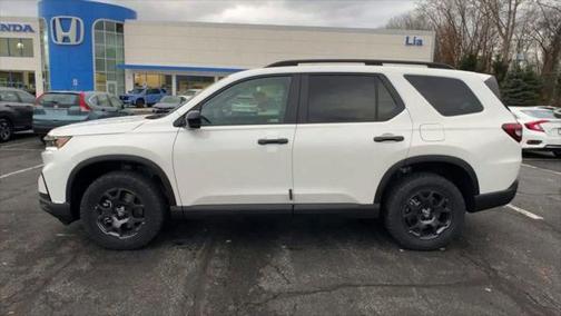 2025 Honda Pilot TrailSport