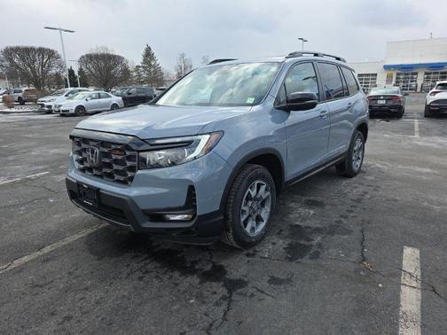 2023 Honda Passport AWD TrailSport