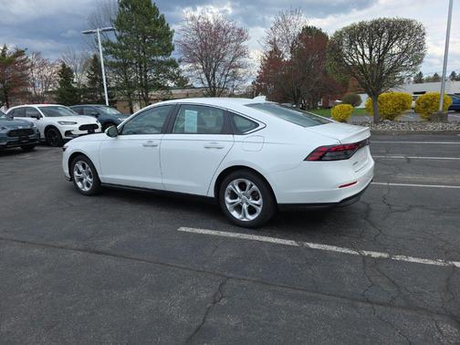 Platinum White Pearl 2024 Honda Accord LX 1.5T