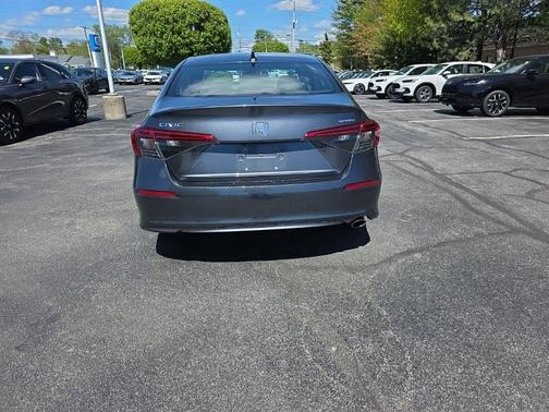 Sonic Gray Pearl 2024 Honda Civic Sport