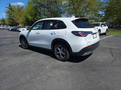 Platinum White Pearl 2025 Honda HR-V EX-L
