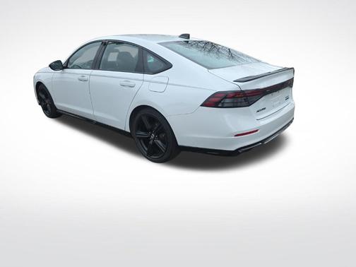 Platinum White Pearl 2024 Honda Accord Hybrid Sport-L