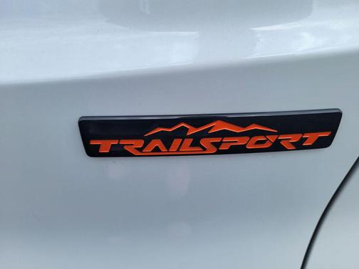 Platinum White Pearl 2026 Honda CR-V Hybrid TrailSport AWD