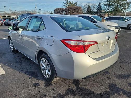 2015 Toyota Corolla LE