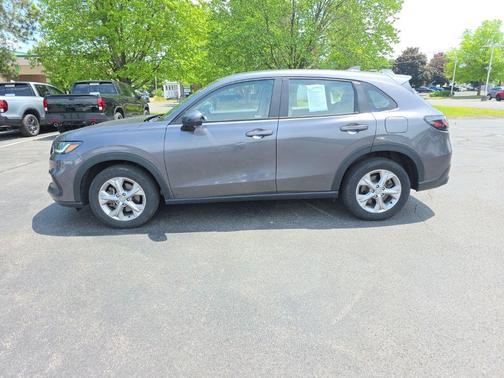 Modern Steel Metallic 2024 Honda HR-V LX