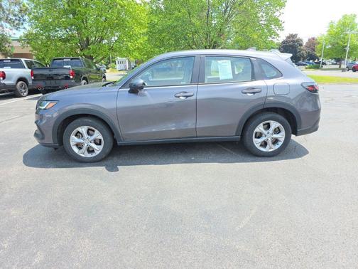 Modern Steel Metallic 2024 Honda HR-V LX