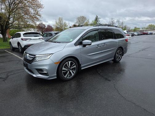 Lunar Silver Metallic 2020 Honda Odyssey Elite