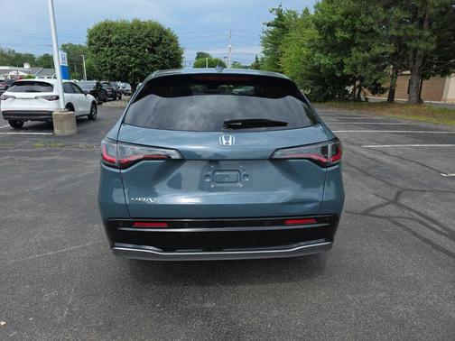 Nordic Forest Pearl 2024 Honda HR-V EX-L