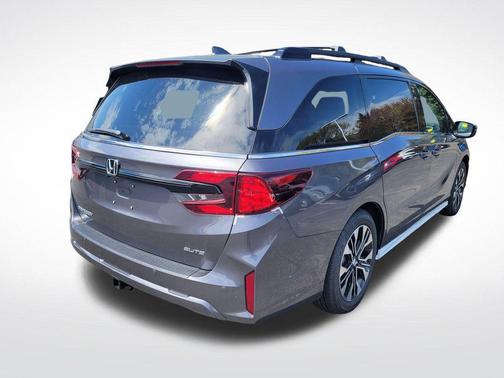Modern Steel Metallic 2026 Honda Odyssey Elite