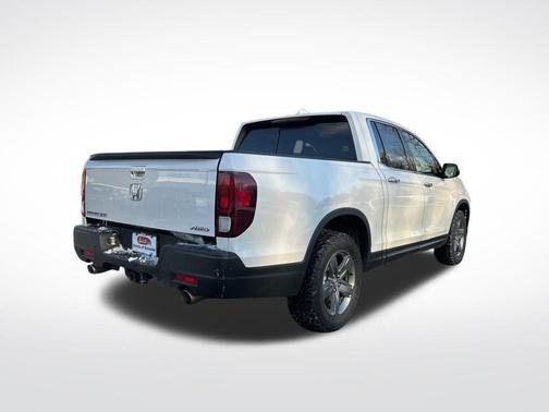 Platinum White Pearl 2023 Honda Ridgeline RTL-E