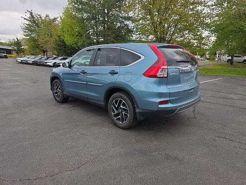 Mountain Air Metallic 2016 Honda CR-V SE
