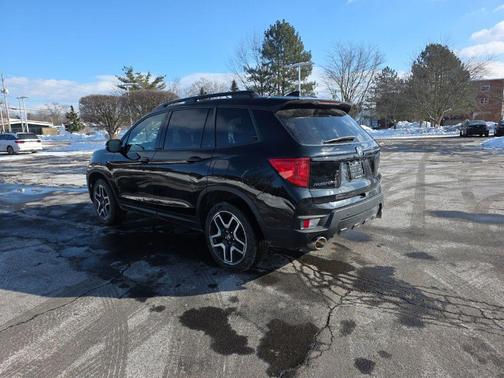 2023 Honda Passport AWD Elite