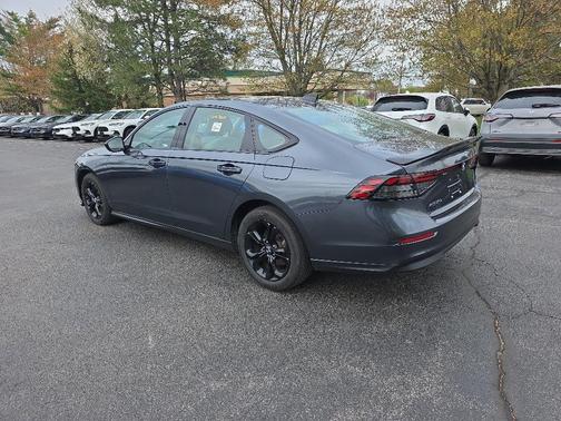 Canyon River Blue Metallic 2025 Honda Accord SE