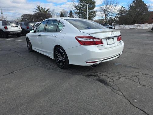 2017 Honda Accord Sport SE