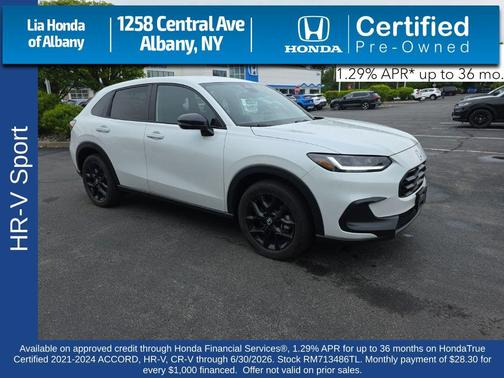 Platinum White Pearl 2024 Honda HR-V AWD Sport