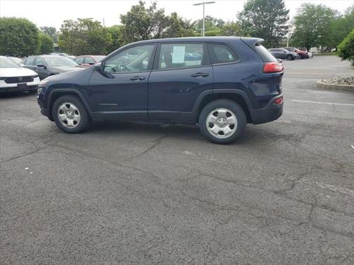 2015 Jeep Cherokee Sport