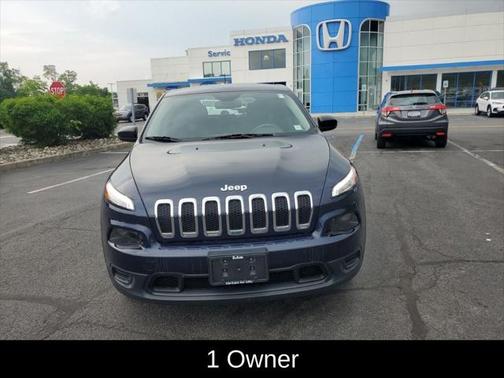 2015 Jeep Cherokee Sport