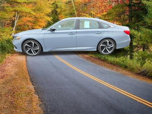 Sonic Gray Pearl 2022 Honda Accord Hybrid Sport