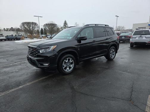 2023 Honda Passport AWD TrailSport