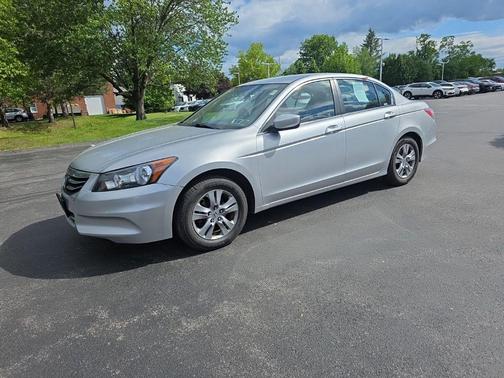 Alabaster Silver Metallic 2012 Honda Accord SE
