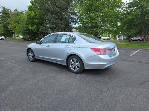 Alabaster Silver Metallic 2012 Honda Accord SE