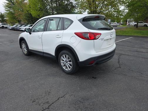Crystal White Pearl Mica 2016 Mazda CX-5 Sport