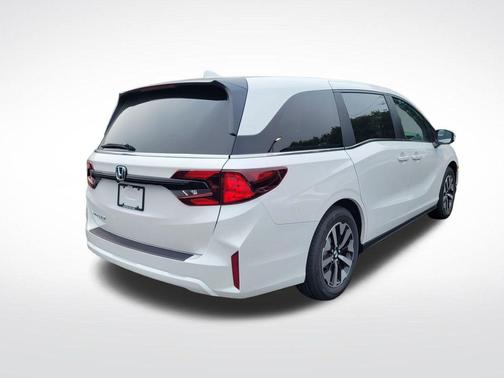 Platinum White Pearl 2026 Honda Odyssey EX-L