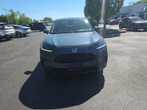Nordic Forest Pearl 2024 Honda HR-V LX