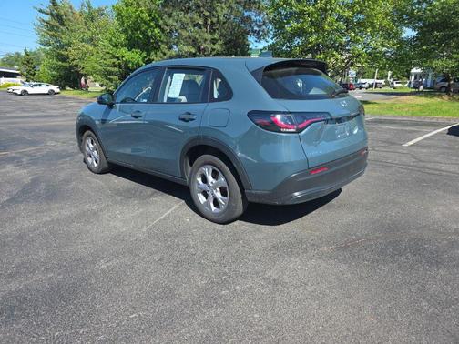 Nordic Forest Pearl 2024 Honda HR-V LX