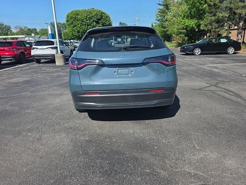 Nordic Forest Pearl 2024 Honda HR-V LX