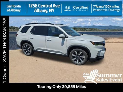 Platinum White Pearl 2023 Honda Pilot Touring 8-Passenger