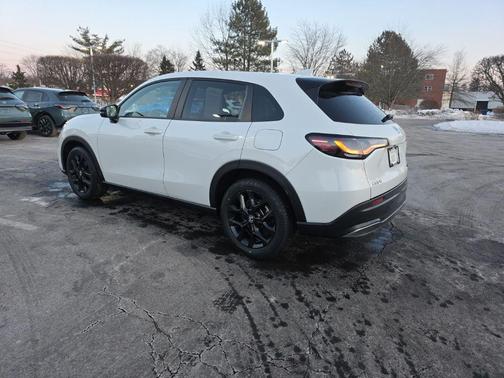 2023 Honda HR-V AWD Sport